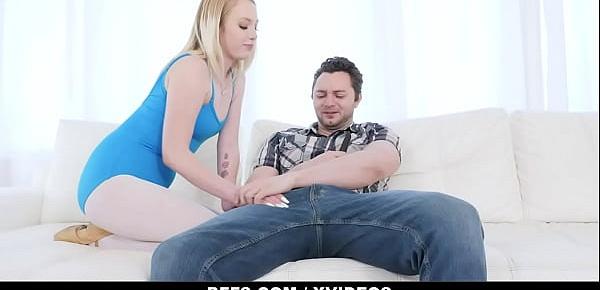 Hot Blondes Sia Lust, Dixie Lynn & Lola Fae Pleasing Big Step-Bro